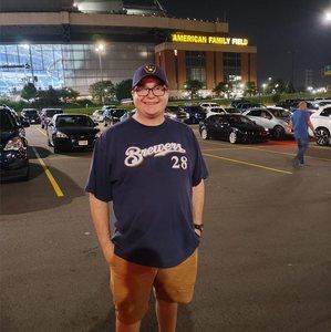 Meet your Posher, Marcus